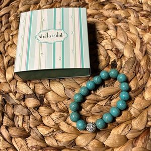 Stella & Dot beaded bracelet turquoise